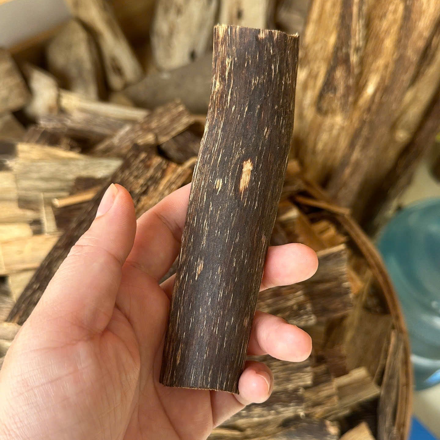 China Oud Flat High Quality 5A